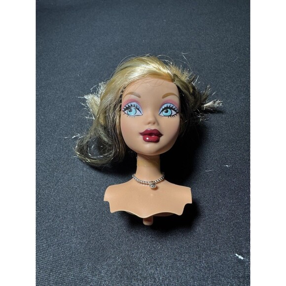 Barbie My Scene Swappin' Styles Kennedy Doll Blonde Black Highlight Streak Hair - Picture 6 of 7